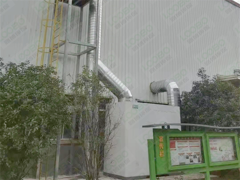 機器人除塵系統(tǒng)竣工03_副本.jpg 機器人除塵系統(tǒng)竣工03_副本.jpg