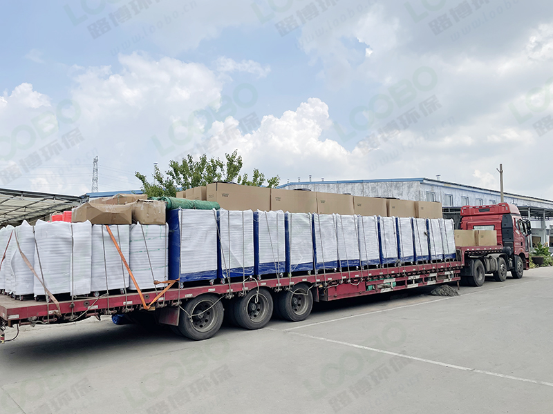 移動(dòng)式焊煙凈化器發(fā)往江蘇1.jpg 移動(dòng)式焊煙凈化器發(fā)往江蘇1.jpg