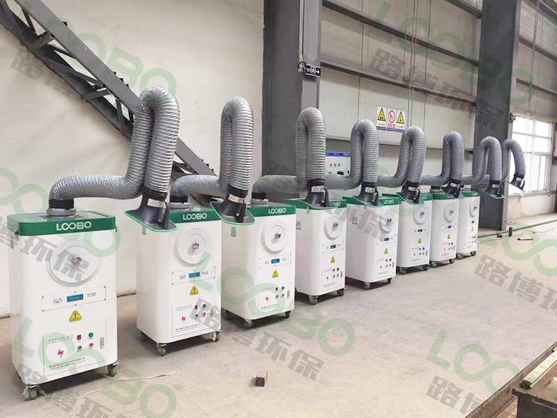 焊點(diǎn)在哪，凈化到哪”——移動(dòng)式焊煙凈化器的的實(shí)戰(zhàn)優(yōu)勢(shì)